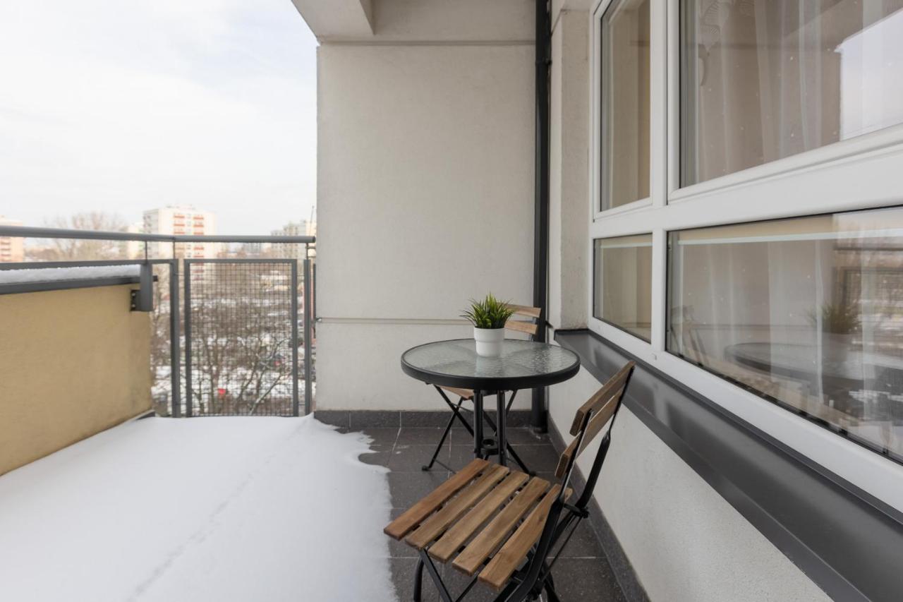 Praga Family Apartment With Parking By Noclegi Renters Varšava Exteriér fotografie